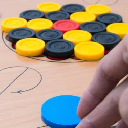 XWorld | Carrom Board Game: Disc Pool