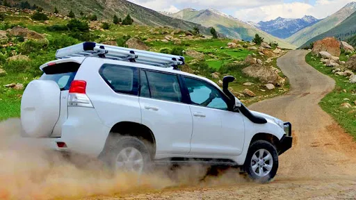Offroad Prado Luxury SUV Drive | Games | XWorld