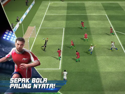 Real Football | Permainan | XWorld