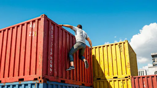 Going Up Parkour Rooftop Jump | 游戏 | XWorld